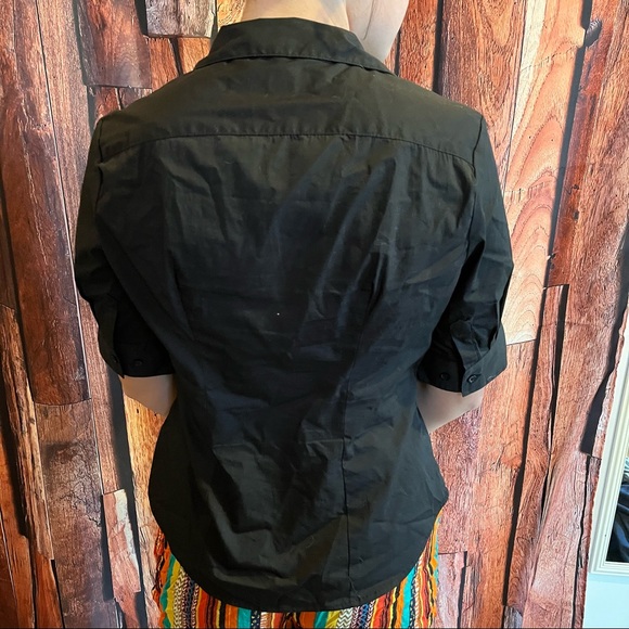 Button down shirt - Picture 2 of 3